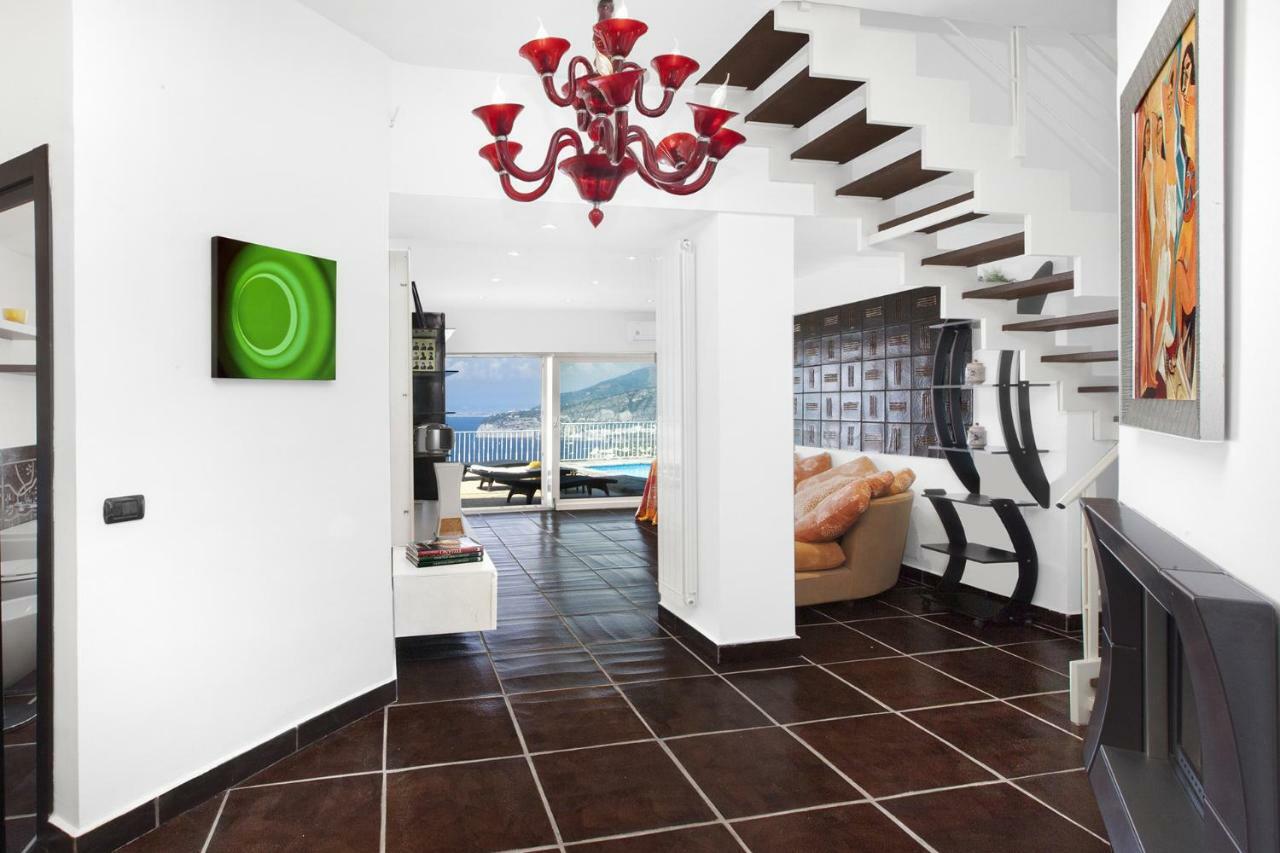 Amore Rentals - Casa Augusta A Sorrento Ngoại thất bức ảnh