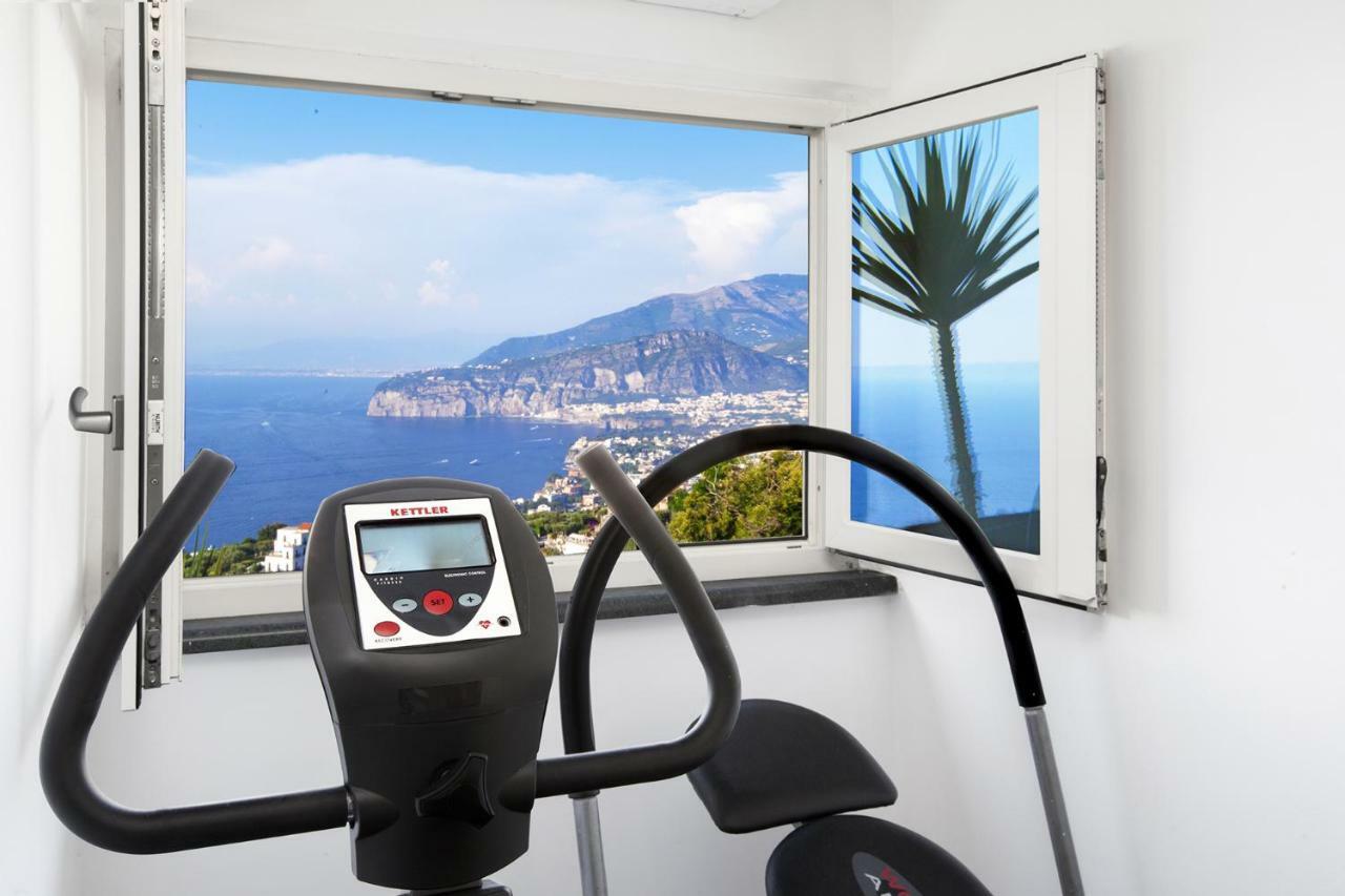 Amore Rentals - Casa Augusta A Sorrento Ngoại thất bức ảnh