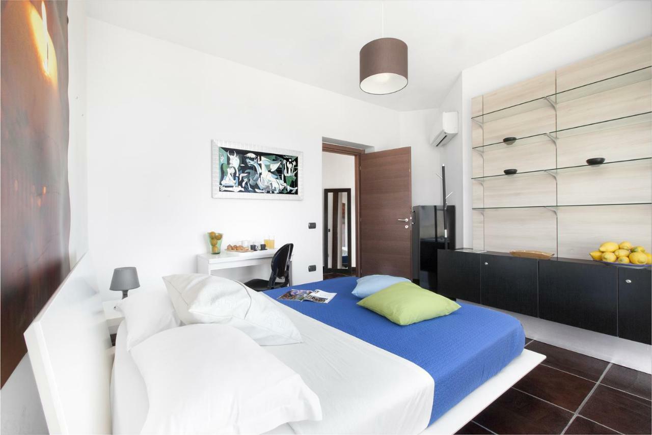Amore Rentals - Casa Augusta A Sorrento Ngoại thất bức ảnh