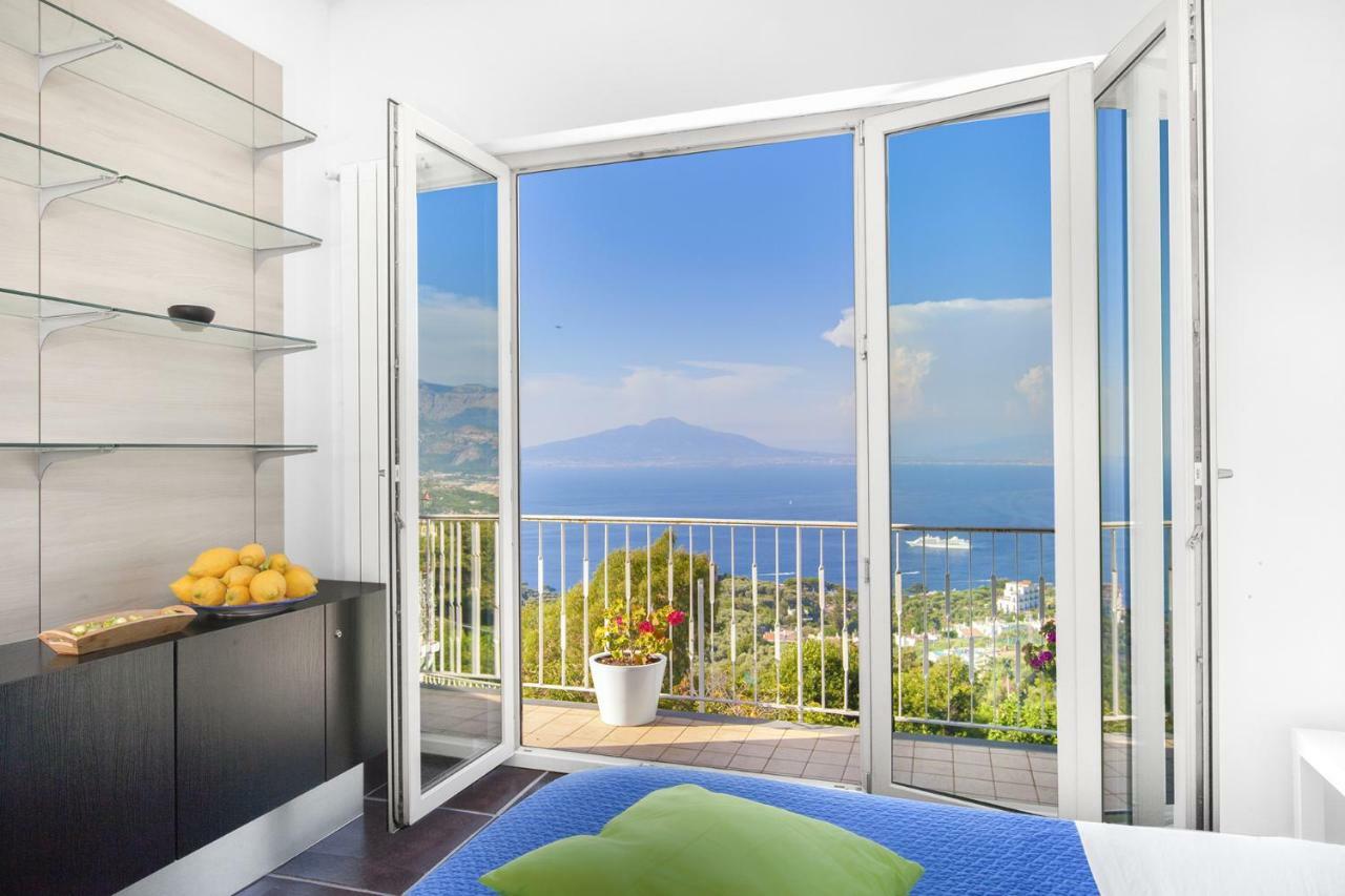 Amore Rentals - Casa Augusta A Sorrento Ngoại thất bức ảnh